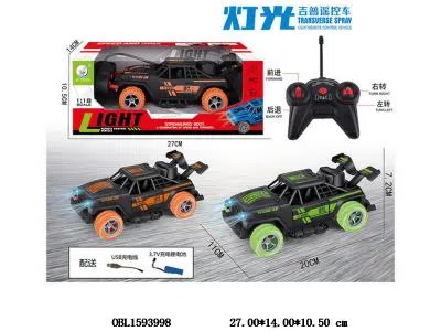 4通遥控车带灯光  配USB线  车身3.7V锂电池包电  遥控器2*AA无包电 27频率 2色混装_OBL1593998