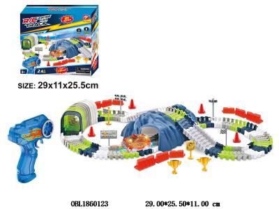 遥控积木轨道车套装带灯光 车身2*AA不包电 遥控器2*AA不包电 2.4G频率_OBL1860123