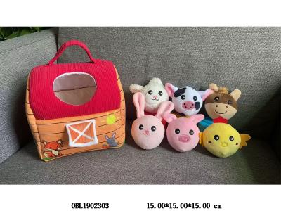 婴儿布绒红色房子绣花动物套装_OBL1902303