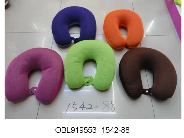 毛绒U形枕 5色混装_OBL919553